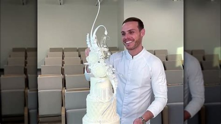 Unveiling The Art Of Amaury Guichon: Wedding Cakes Beyond Imagination